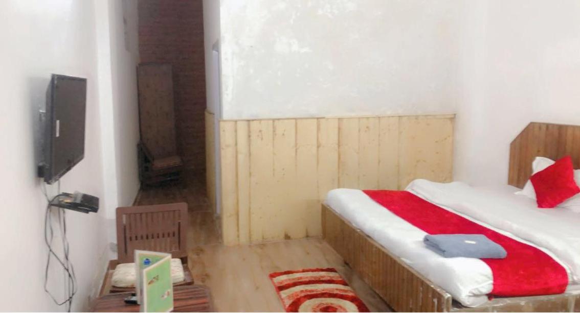 Hotel Hadimba Palace - Near Mall Road Manali  Ngoại thất bức ảnh